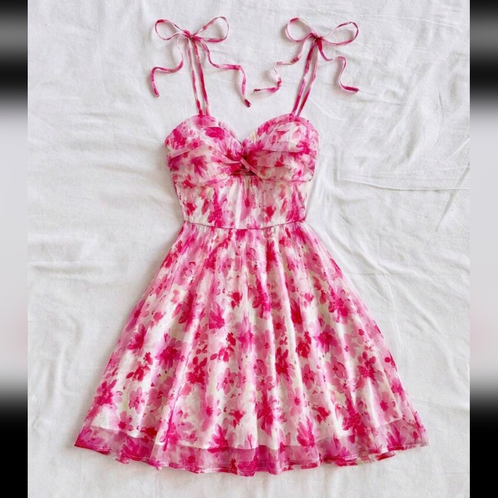 Women's Beautiful Spring Dress 🌼🌱🌺 - Picture 2 of 5
